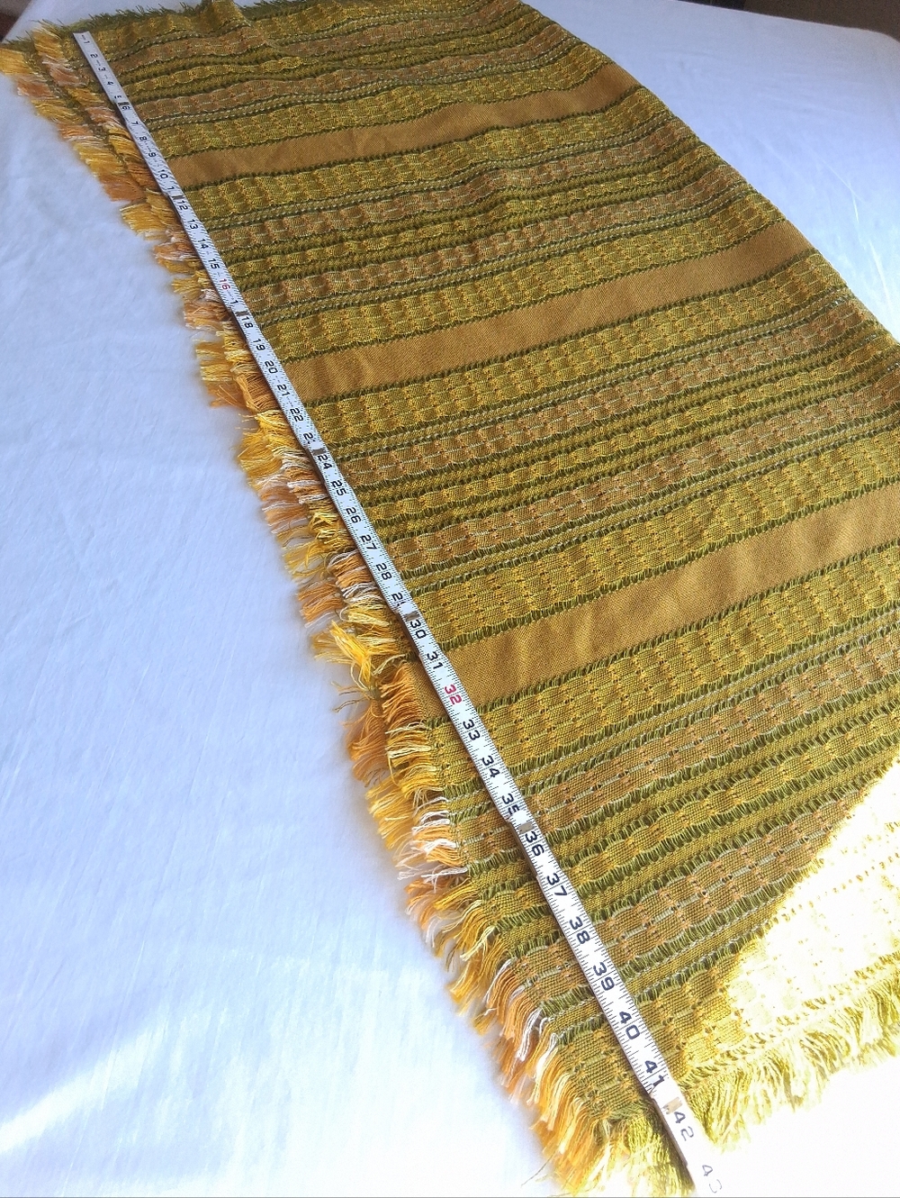 Vintage Tablecloth or Throw Woven Fringed Green Yellow & Orange Square retro 70s - Picture 9 of 12